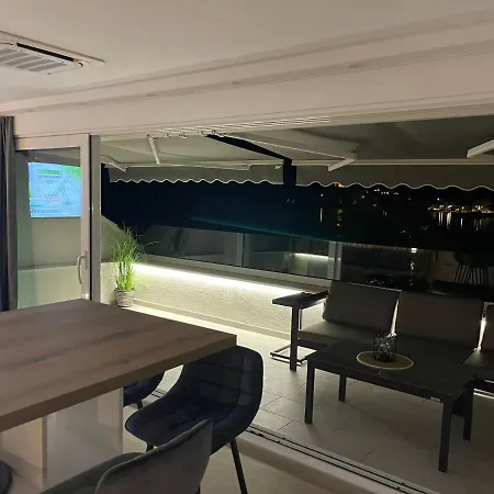 Apartment 2 *